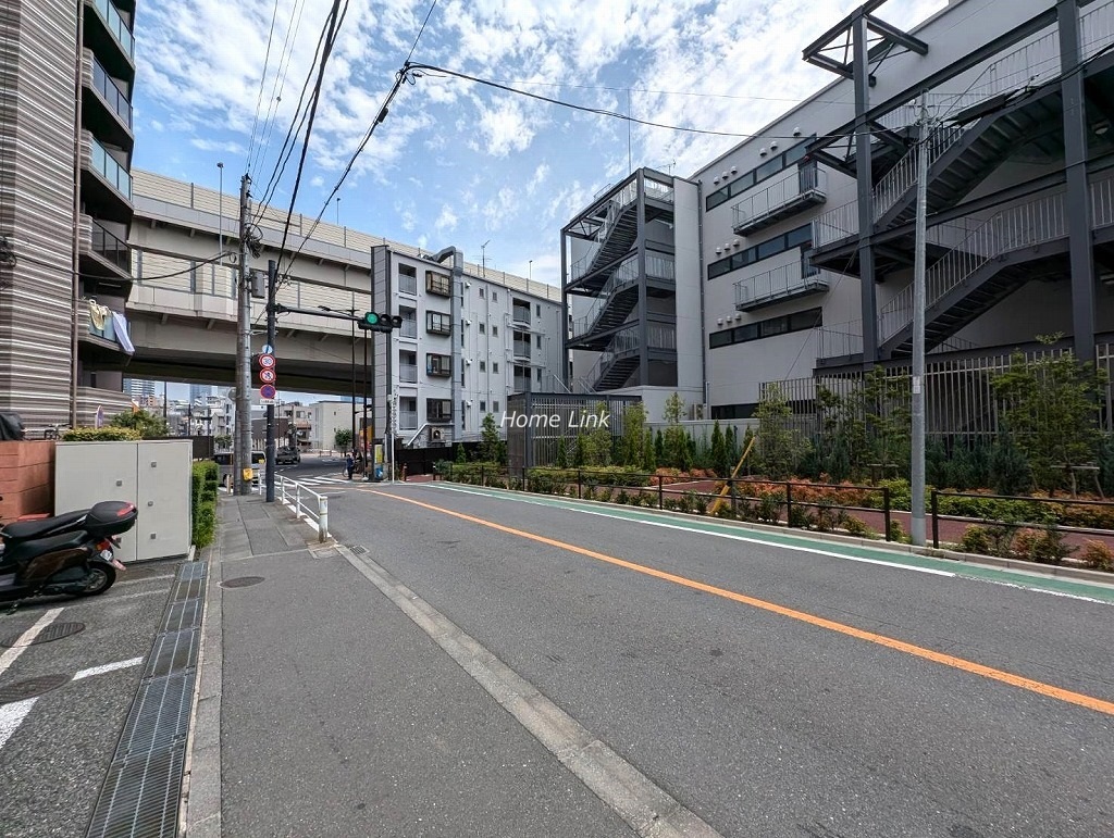 アイディーコート池袋西ムーンファーロ　前面道路